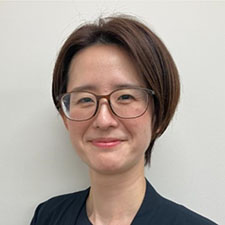 小寺 絢子